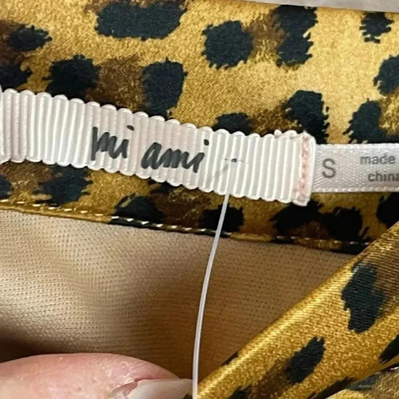 NWT mi ami Jasmine Leopard Print Mini Skirt Small francesca's Polyester Spandex - Picture 3 of 8